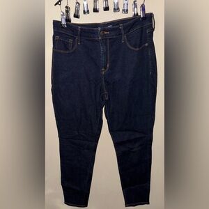 Old Navy Women’s short mid rise short Skinny Jeans